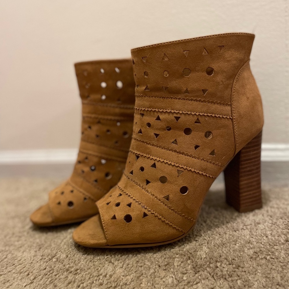 Worn Once. Size 9. Brown Suede Heeled Booties
